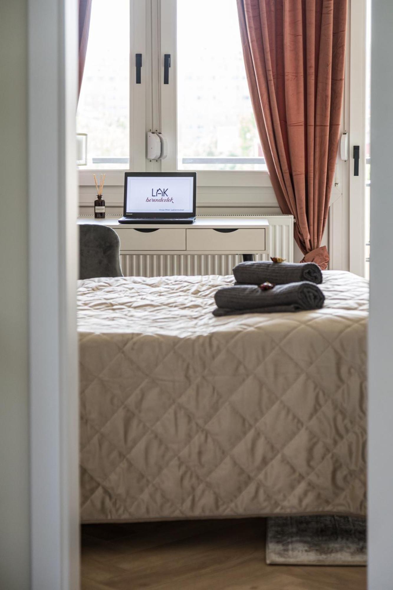 Stock Room Apartman Budapest Exteriör bild